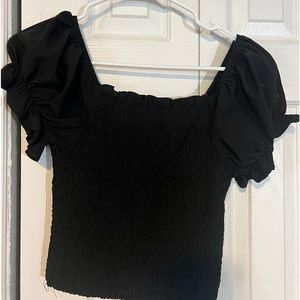 Black cropped shirt
